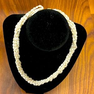 Mother’s Day Gift 🎁- hand made Pearl Necklace